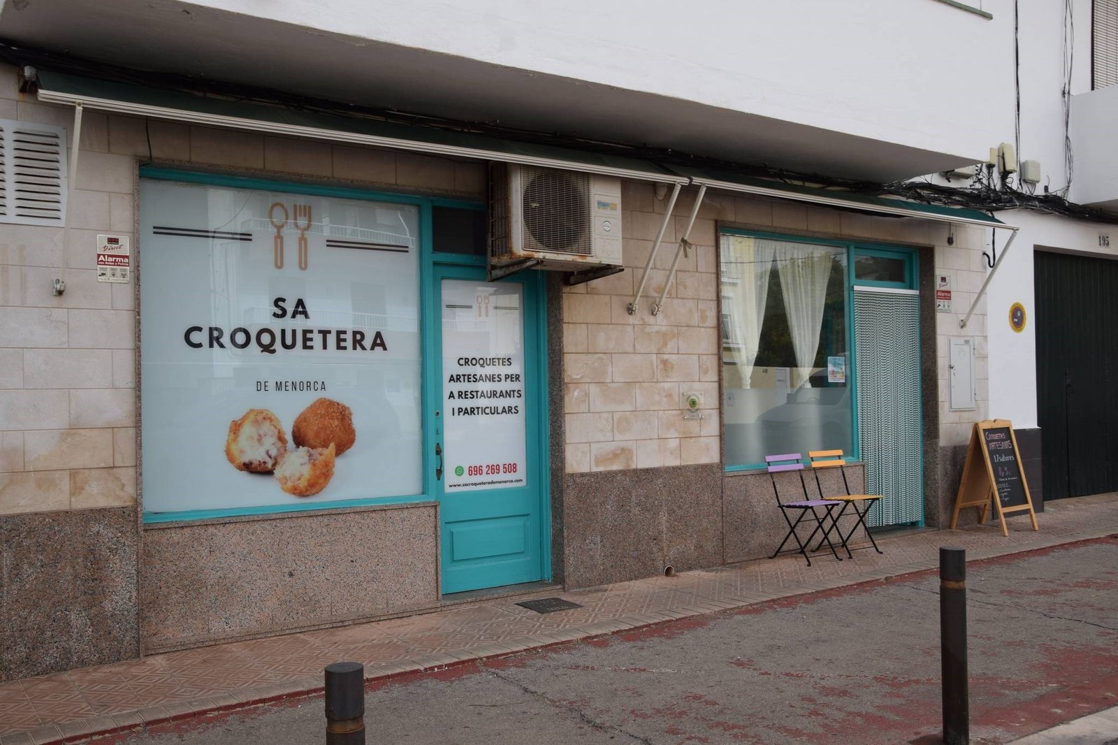Fachada de Sa Croquetera de Menorca